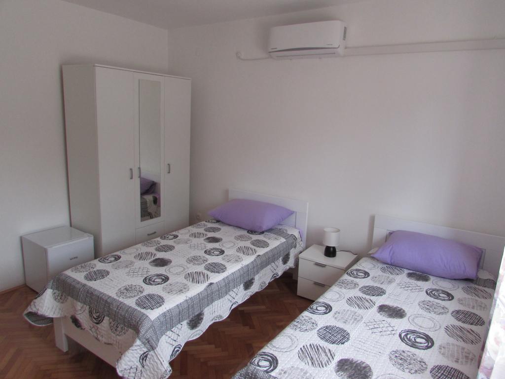 Room Bioci Шибеник Екстер'єр фото